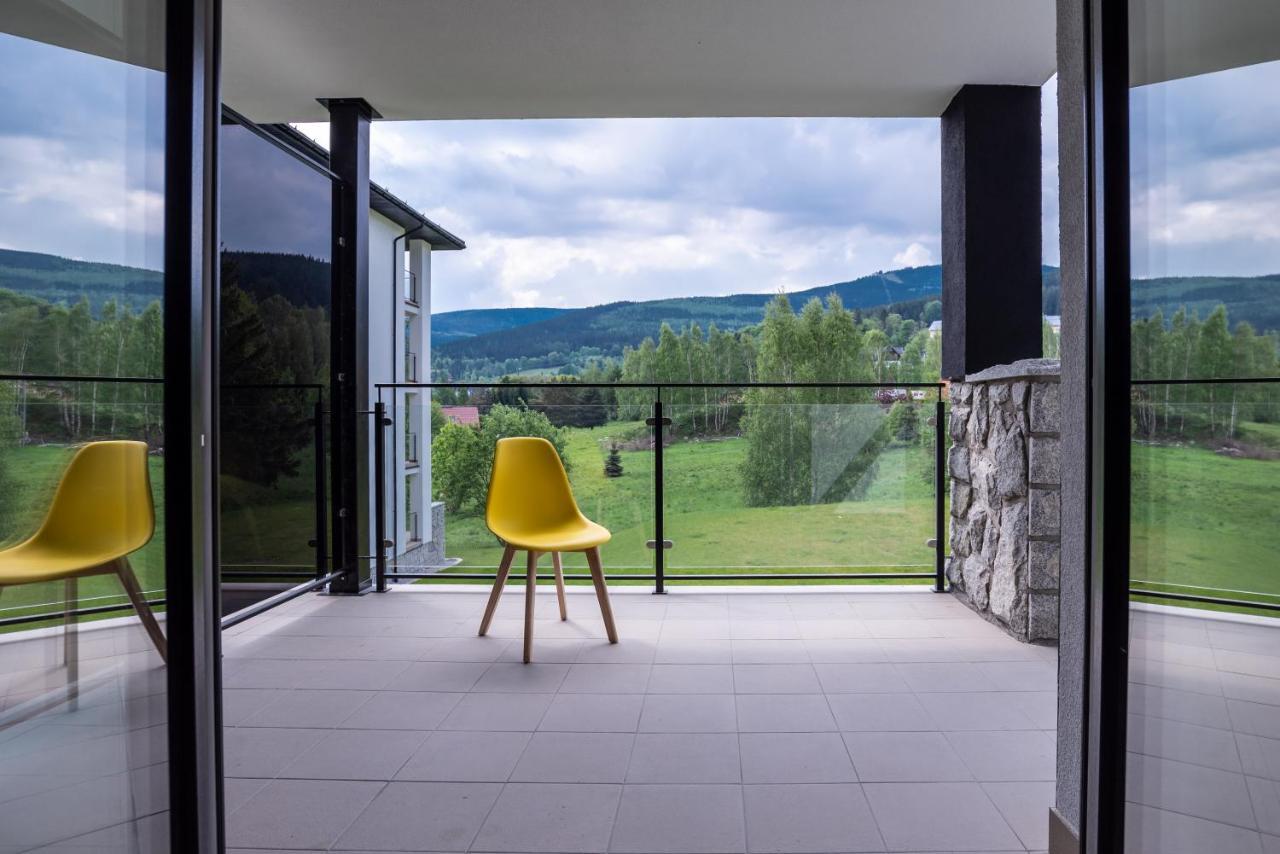 Apartamenty Amira w kompleksie Apartamenty Piano Swieradow-Zdroj Bagian luar foto